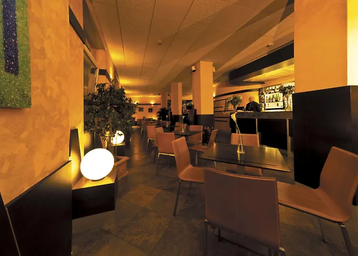 Otel Ele Park Pamphili